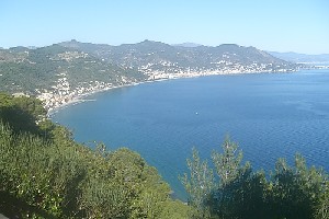 We are continually refining and adding to our portfolio of Nice Places to stay in Italy, so visit our site regularly to find somewhere just that little bit special. All our places to stay are presented with photos and descriptions taken and selected by us personally to give an impression as true to the reality as we can. All places are chosen by our team here in Italy for their combination of price, quality, charm and location. We work in partnership with family run hotels, guest houses and self-catering accommodations. This is NOT an unverified 'web portal' or online directory - we select only those places which we believe make excellent places to base a 1 week holiday or longer.